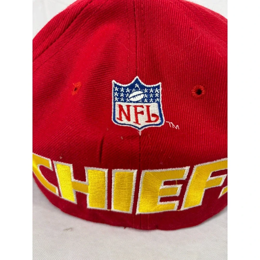 Kansas City Chiefs Apex One NFL Fitted Hat Cap Men Red Yellow 7 1/8 NWOT Vintage